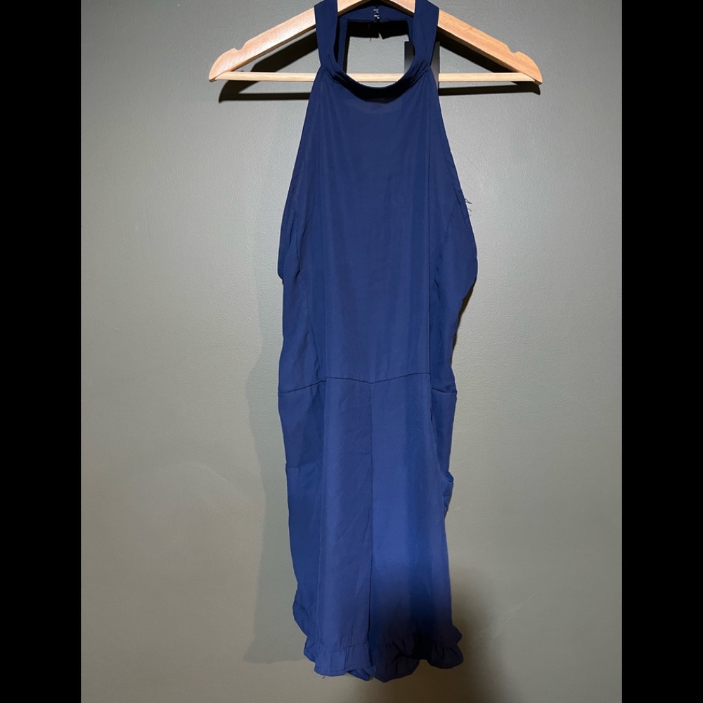 Shorts Very Deep Back Romper